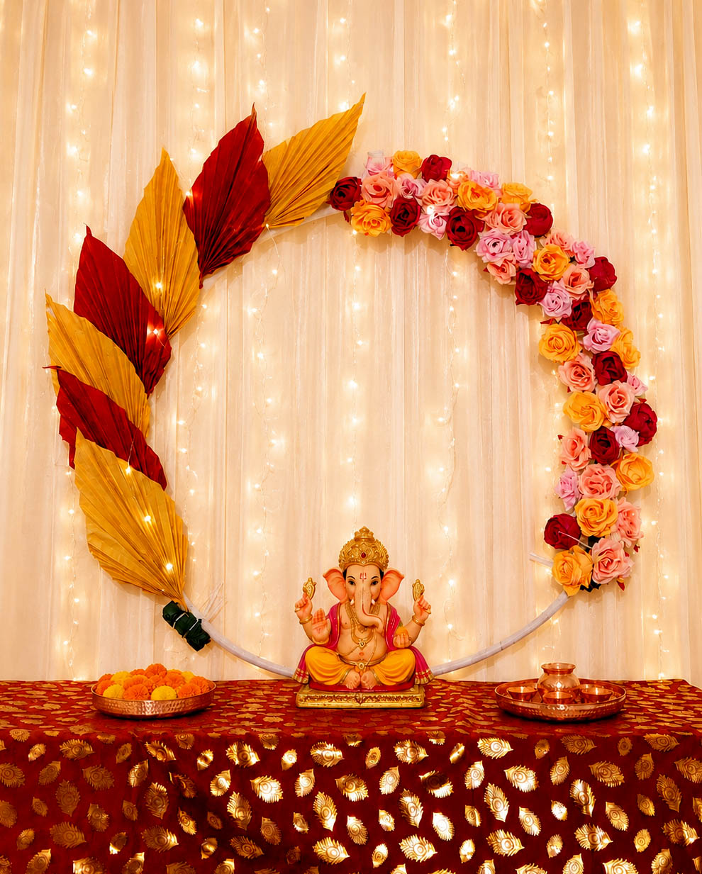 Palm Flower Ring | Circular Metal Arch Backdrop | Ganesh Chaturthi